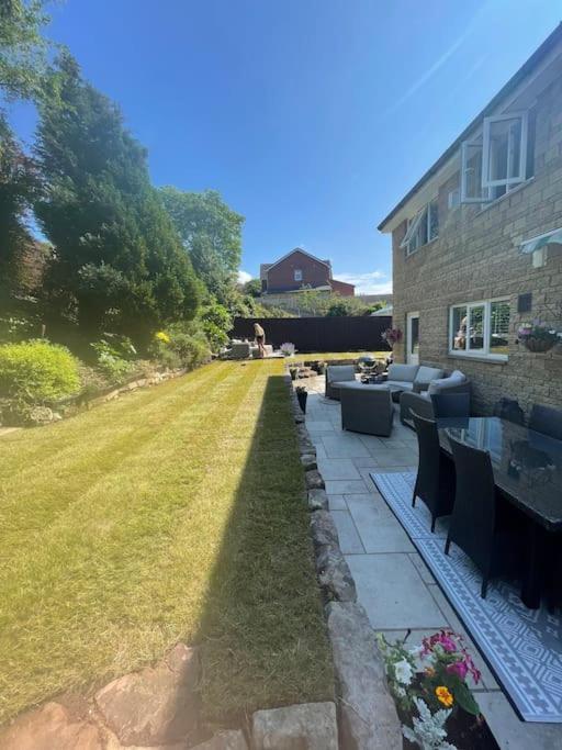 Home In Wirral - Peaceful Contemporary Gem. Eksteriør billede